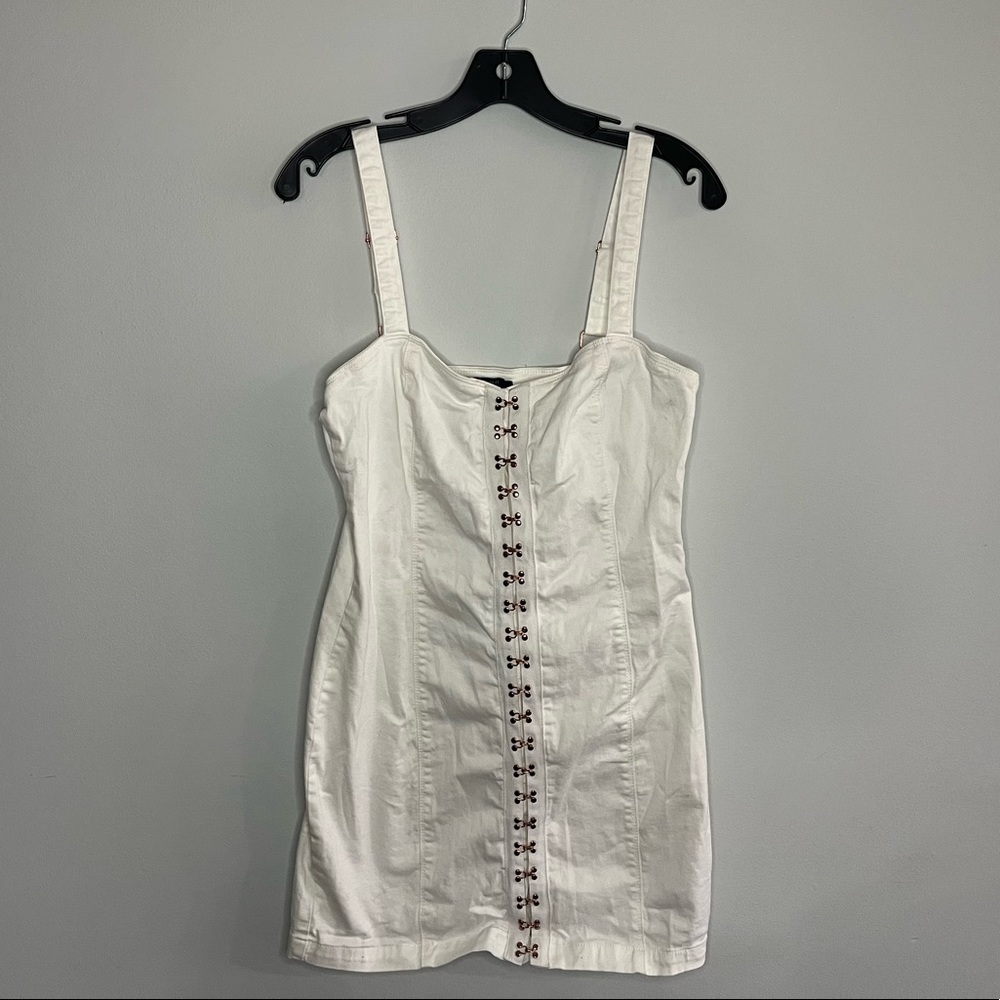 White body con dress